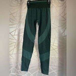 Green workout leggings